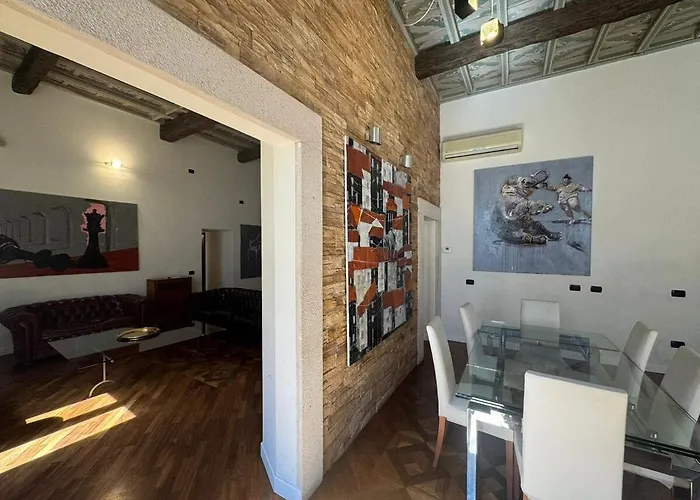 La Dolce In The Ancient Apartment